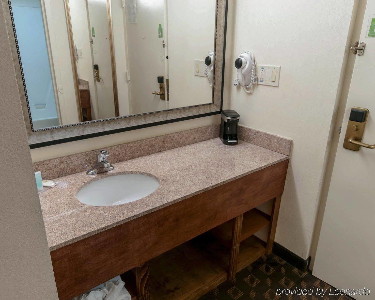 Inn Quality Easton
